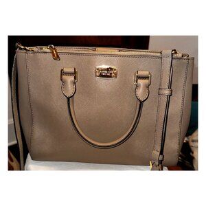 Michael Kors purse with shoulder strap